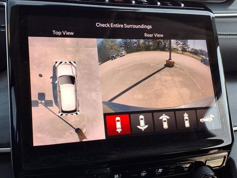 Used 2022 Jeep Grand Cherokee Limited w/ Luxury Tech Group II image 30