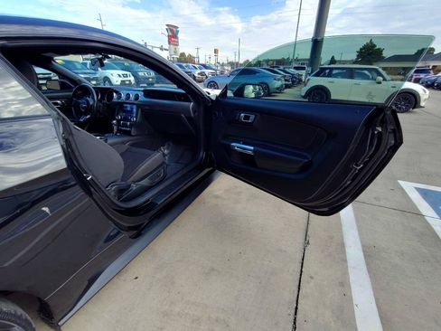 Used 2020 Ford Mustang Coupe w/ Equipment Group 101A RWD image 30