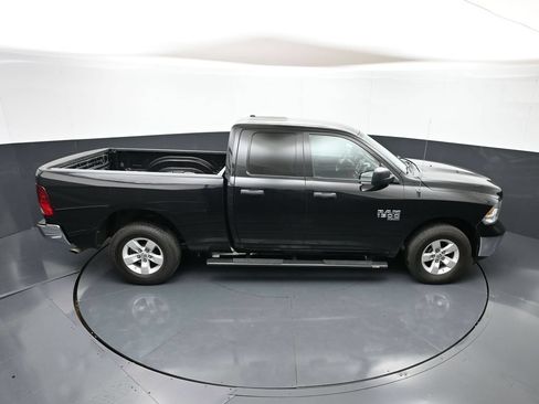 Used 2024 RAM 1500 Classic SLT AWD/4WD image 27