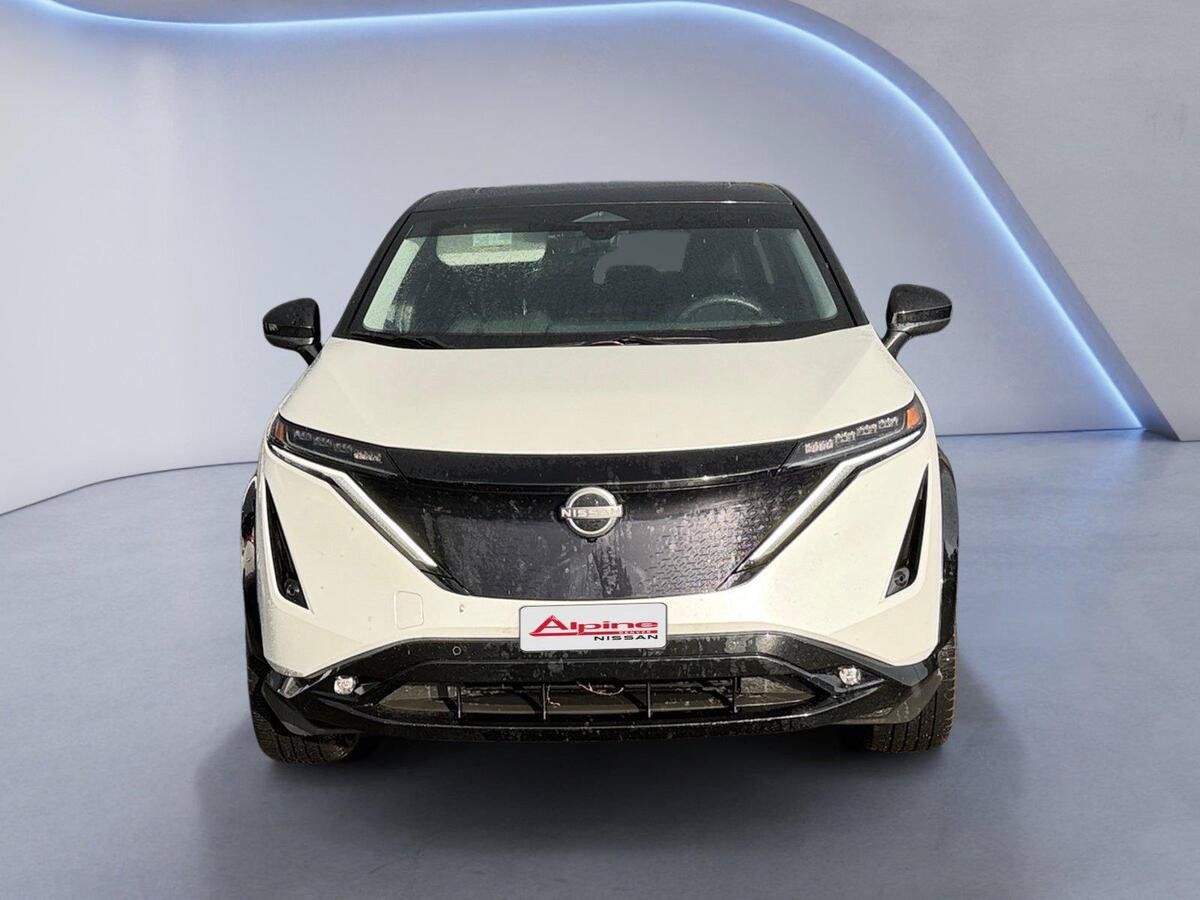 Used 2024 Nissan Ariya AWD image 8