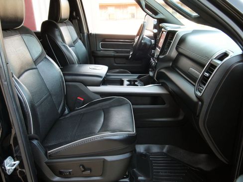 Used 2022 RAM 2500 Laramie AWD/4WD image 38