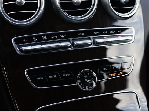 Certified 2019 Mercedes-Benz C 300 4MATIC Sedan image 29