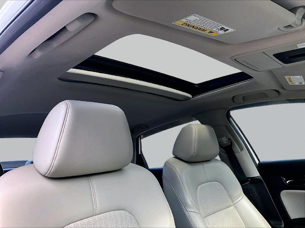 Used 2022 Honda Civic Touring image 22