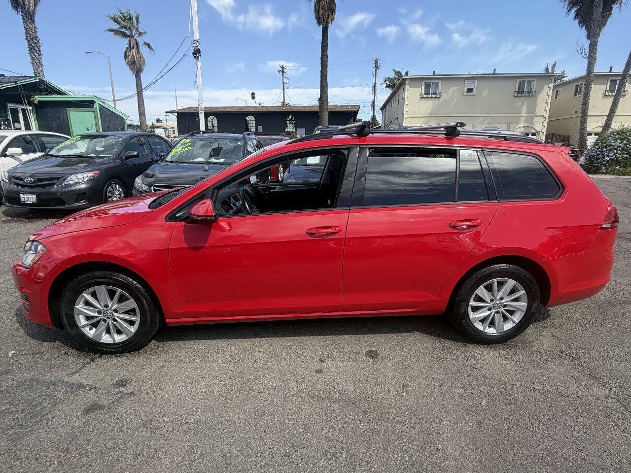 Used 2016 Volkswagen Golf S FWD image 6