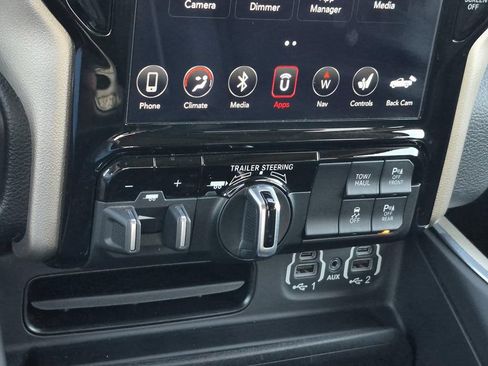 Used 2021 RAM 1500 Laramie w/ Laramie Southwest Edition AWD/4WD image 31