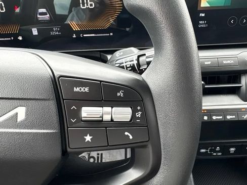 Used 2026 Kia K4 FWD image 20