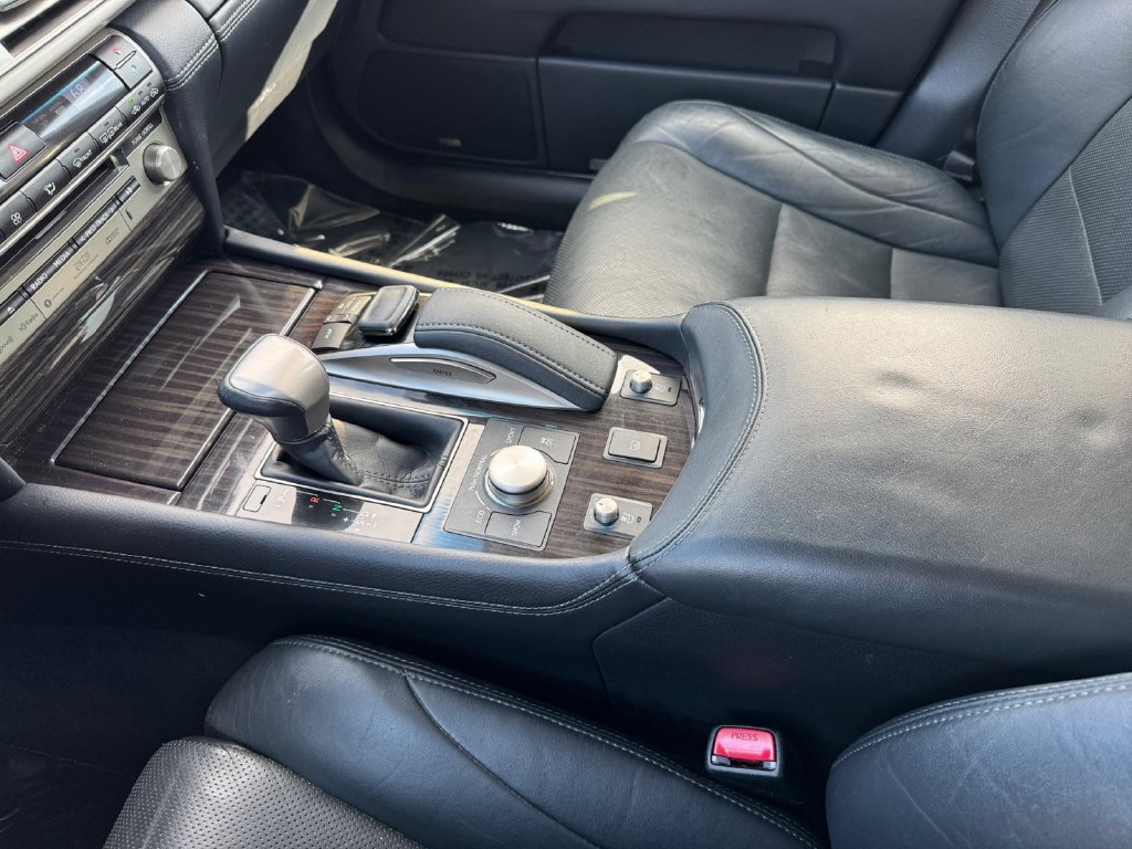 Used 2016 Lexus LS 460 AWD w/ Comfort Package image 26