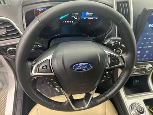 Used 2024 Ford Edge SEL AWD/4WD image 22