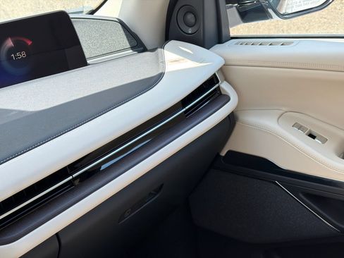 New 2027 Lincoln Navigator Reserve AWD/4WD image 33
