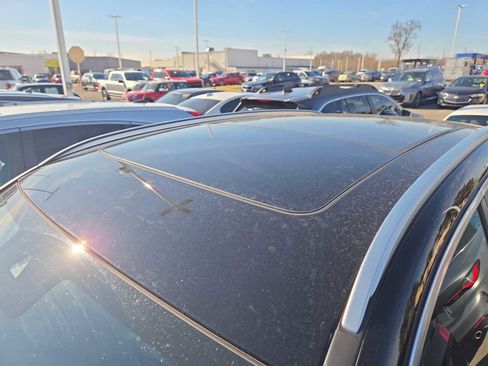 Used 2023 BMW X3 sDrive30i w/ Convenience Package image 4