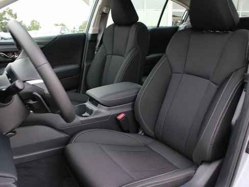 Used 2025 Subaru Legacy Premium image 8