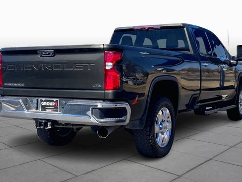 Used 2023 Chevrolet Silverado 3500 LTZ w/ Gooseneck/5TH Wheel Package image 13