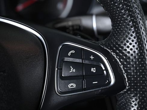 Used 2018 Mercedes-Benz GLC 300 4MATIC image 13