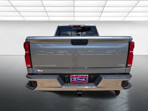 New 2026 Chevrolet Silverado 2500 LTZ w/ LTZ Texas Edition AWD/4WD image 32