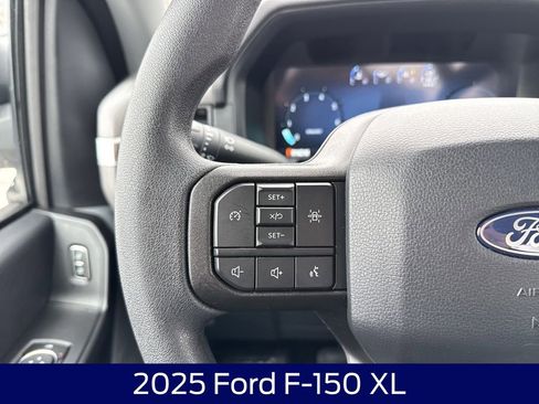 Used 2025 Ford F150 XL image 18