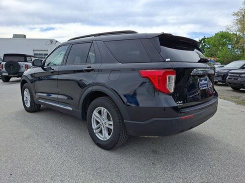 Certified 2023 Ford Explorer XLT AWD/4WD image 9