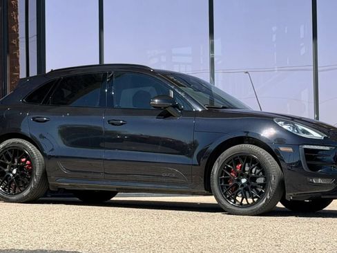 Used 2017 Porsche Macan GTS AWD/4WD image 21