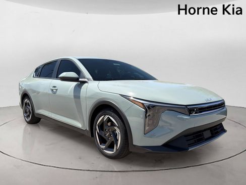 New 2026 Kia K4 EX FWD image 2