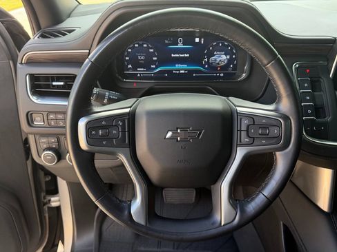 Used 2023 Chevrolet Tahoe Z71 AWD/4WD image 31