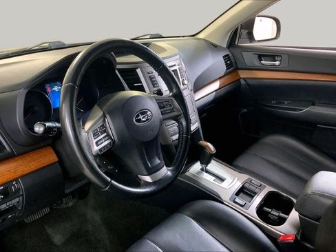 Used 2014 Subaru Outback 2.5i Limited AWD/4WD image 17
