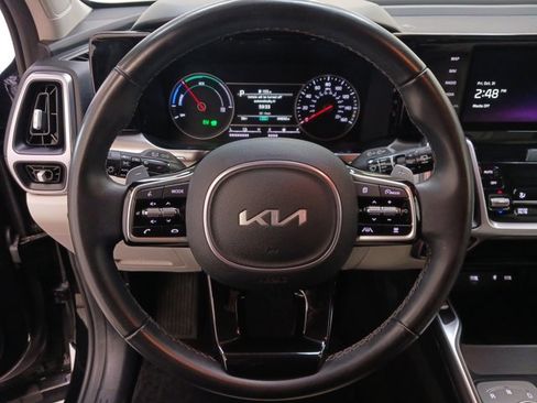 Certified 2023 Kia Sorento EX image 15