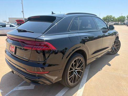Used 2020 Audi Q8 Prestige AWD/4WD image 5