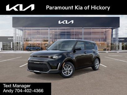 New 2025 Kia Soul LX