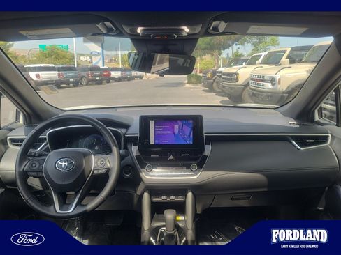 Used 2023 Toyota Corolla Cross AWD Hybrid w/ Convenience Package image 20