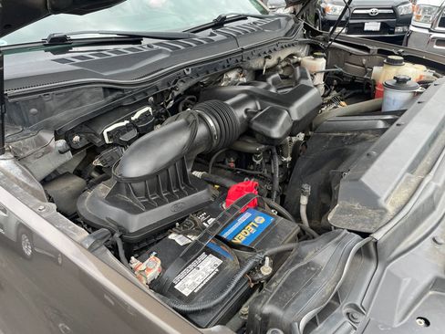 Used 2017 Ford F250 XL w/ Power Equipment Group AWD/4WD image 29