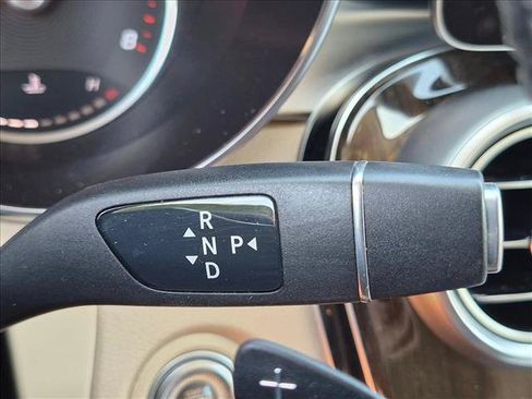 Used 2020 Mercedes-Benz GLC 300 image 12