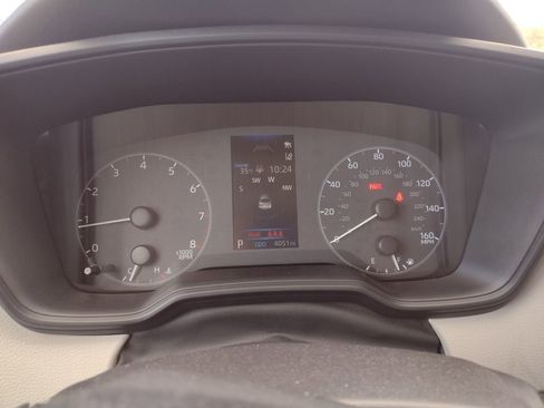 Used 2025 Toyota Corolla LE image 26