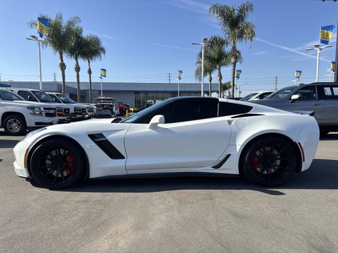Used 2019 Chevrolet Corvette Z06 image 8