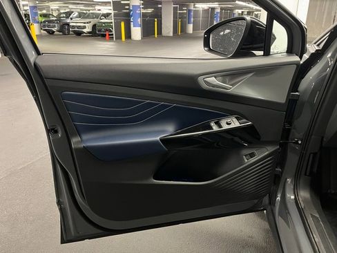 New 2025 Volkswagen ID.4 Pro S image 21