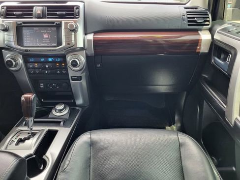 Used 2016 Toyota 4Runner Limited AWD/4WD image 27