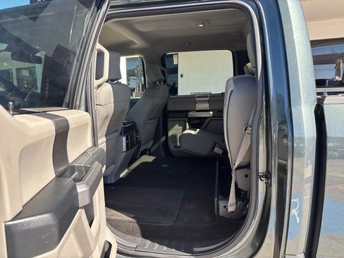 Used 2015 Ford F150 XLT w/ Equipment Group 301A Mid image 18