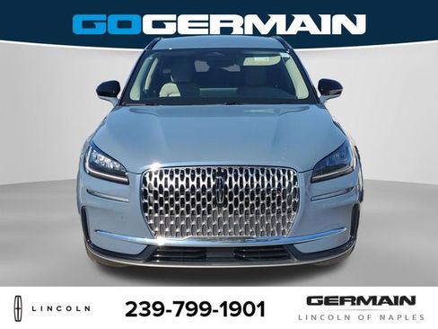 New 2026 Lincoln Corsair Premiere image 3