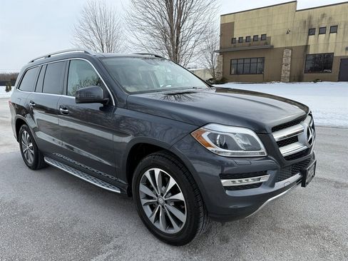 Used 2016 Mercedes-Benz GL 450 4MATIC w/ Premium I Package image 4