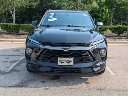 Used 2023 Chevrolet Blazer RS w/ Enhanced Convenience Package AWD/4WD image 9