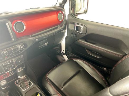 Used 2021 Jeep Wrangler Unlimited Rubicon image 22