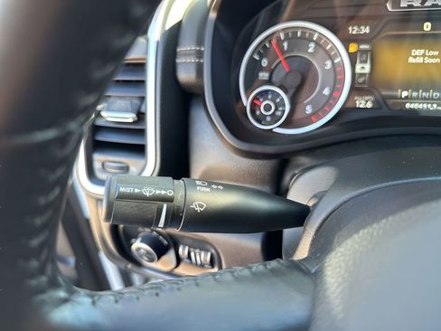 Used 2024 RAM 2500 Laramie image 31