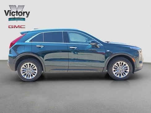 Used 2025 Cadillac XT4 Premium Luxury w/ Cold Weather Package FWD image 18