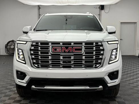 New 2026 GMC Yukon XL Denali w/ Denali Reserve Package image 18