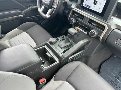 Used 2024 Toyota Tacoma TRD Off-Road w/ TRD Off Road Upgrade Package image 15