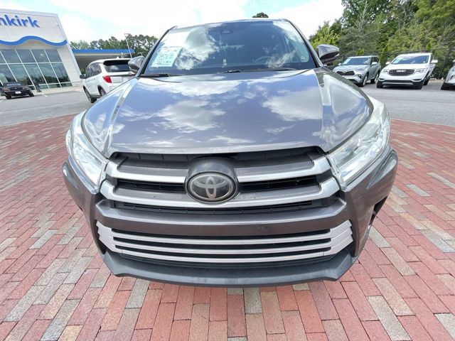 Used 2018 Toyota Highlander LE FWD image 26