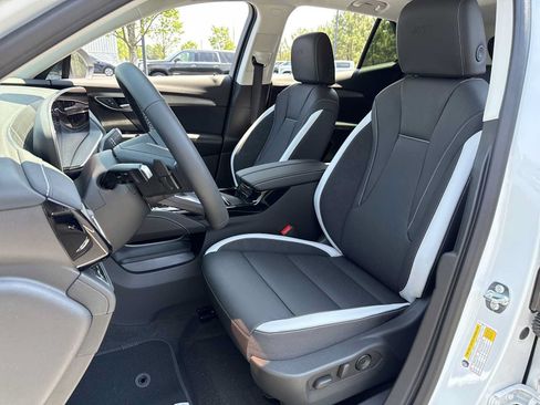 New 2026 Buick Envision Sport Touring AWD/4WD image 17