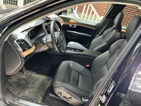 Used 2023 Volvo XC90 B6 Plus w/ Protection Package AWD/4WD image 2