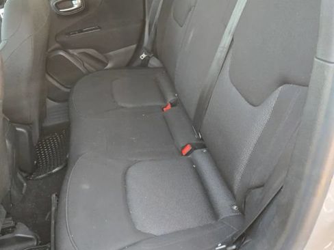 Used 2019 Jeep Renegade Sport AWD/4WD image 10
