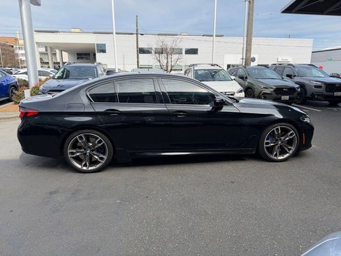 Used 2021 BMW M550i xDrive image 8