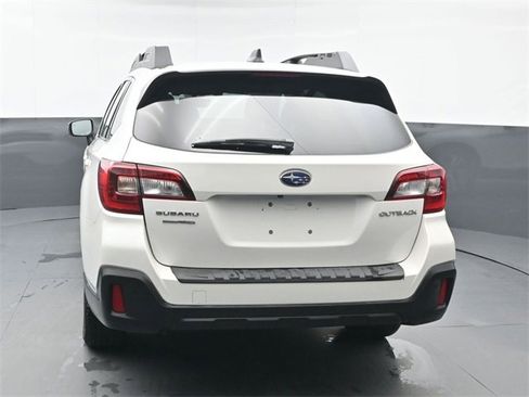 Used 2019 Subaru Outback 2.5i Limited image 4