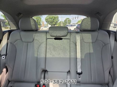 Used 2018 Audi Q5 Prestige w/ Prestige Package AWD/4WD image 13